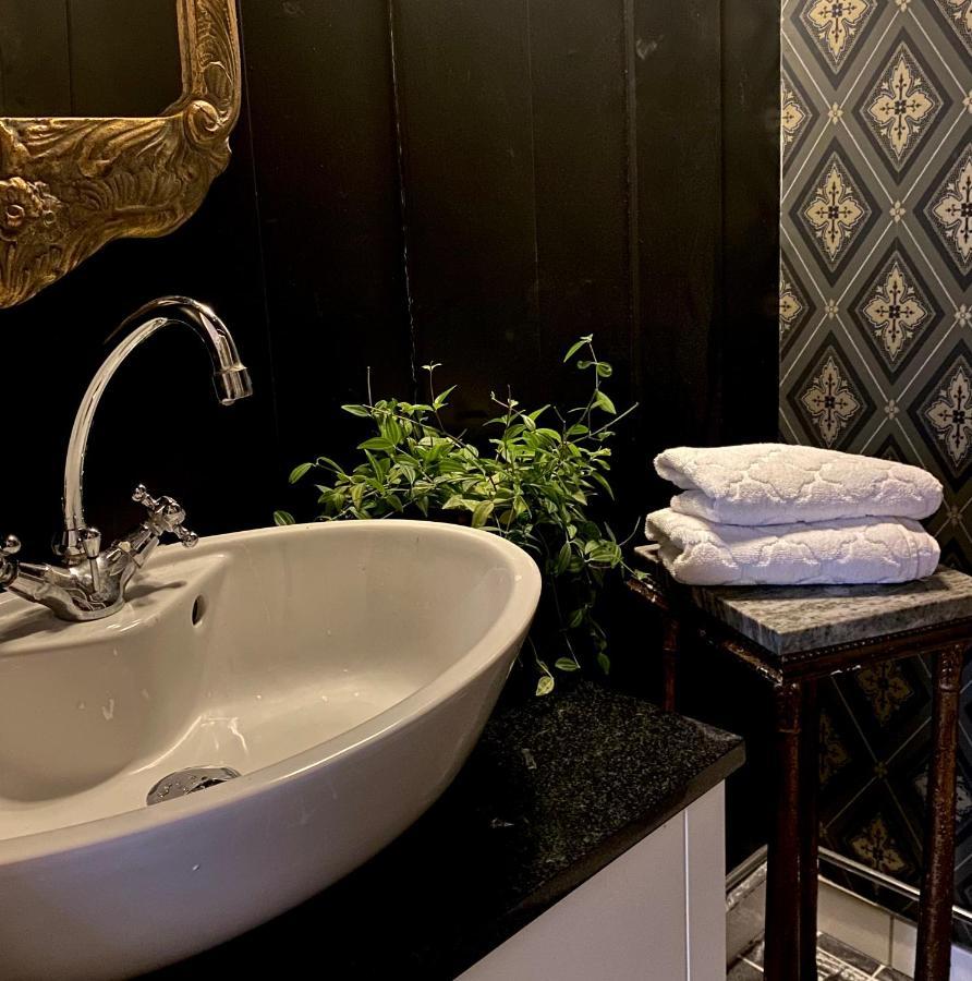 Kinna Bed & Breakfast Экстерьер фото